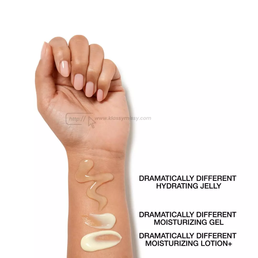 Clinique Dramatically Different by Clinique, 6.7 oz Moisturizing Lotion